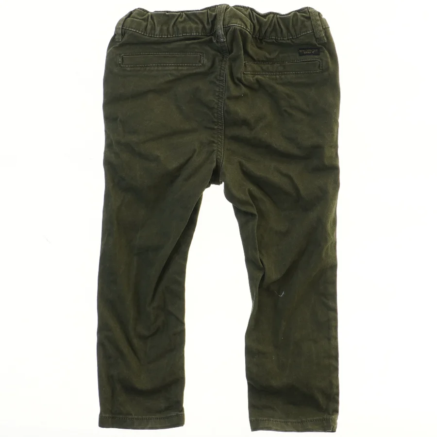 Bukser med elastisk talje fra Name It (str. 92)