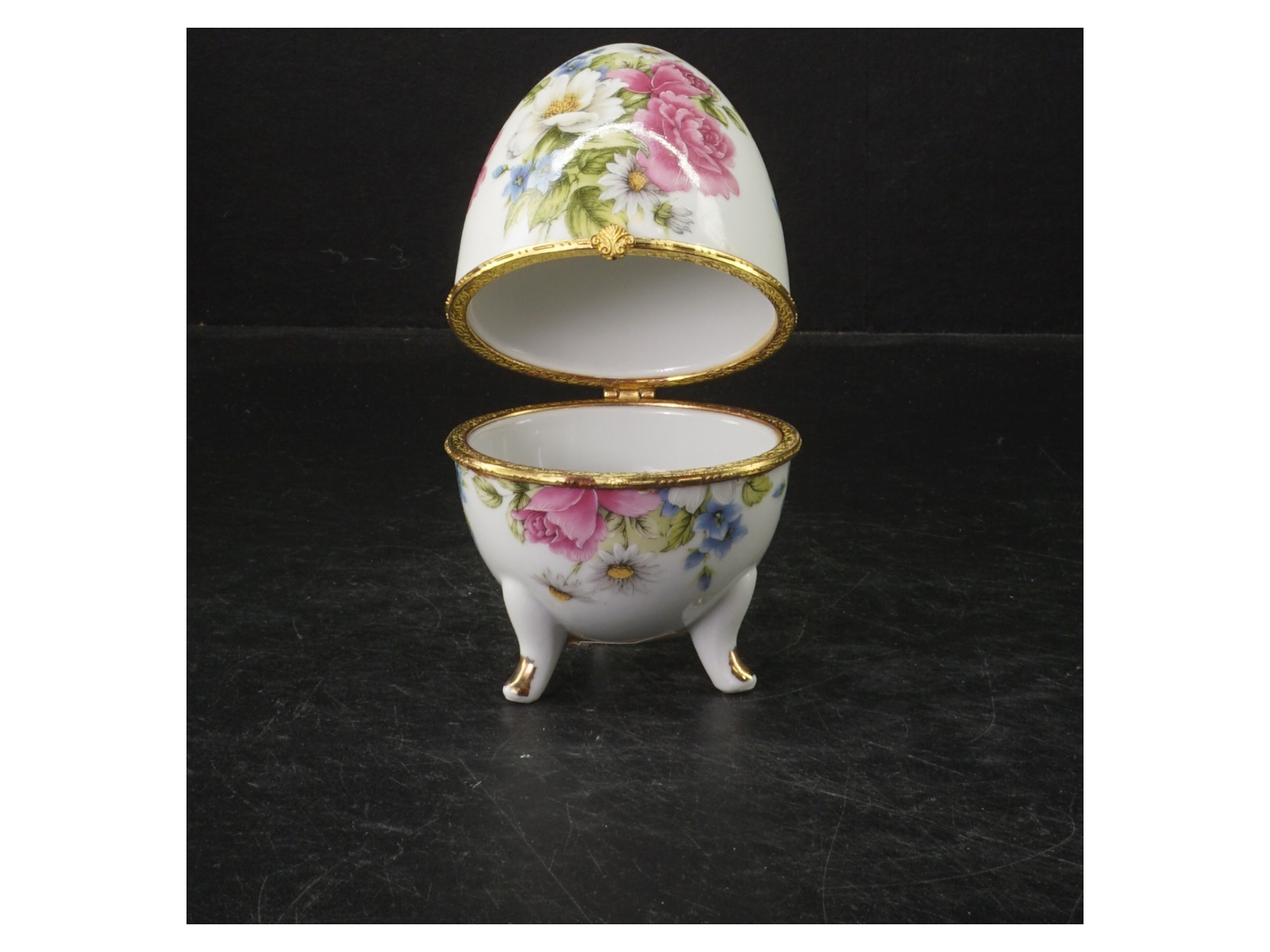 Porcelænsæg med blomster fra Tiger (str. 13 cm)