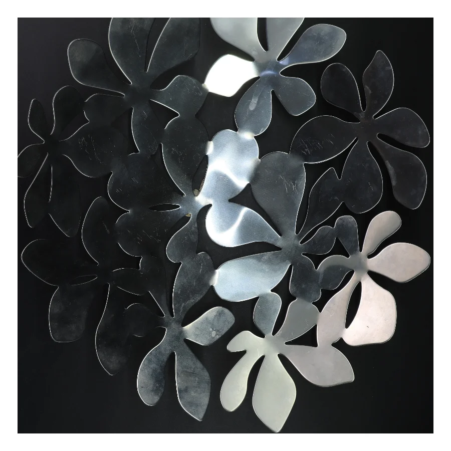 Metalblomst Skål fra Ikea (str. Ø. 42 cm)