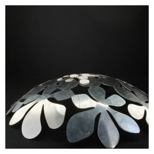 Metalblomst Skål fra Ikea (str. Ø. 42 cm)