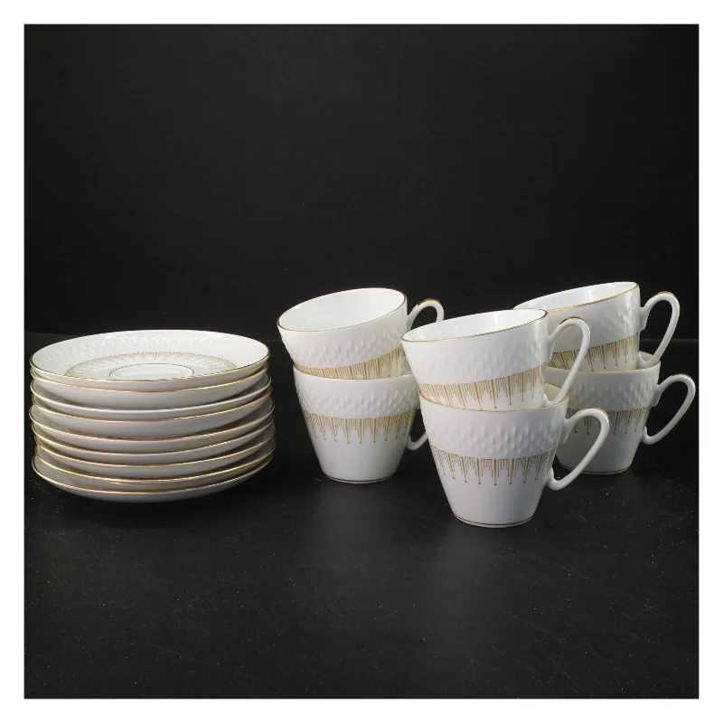 Kaffekopper og underkopper (str. Ø 14&ø7,5x6,5 cm) fra Royal Copenhagen