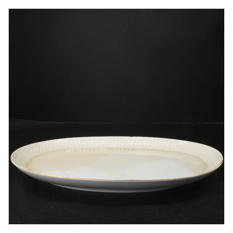 Porcelænsfad (str. 39x26 cm)