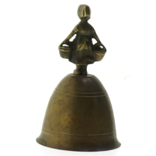 Messingklokke med figur (str. 12 cm)
