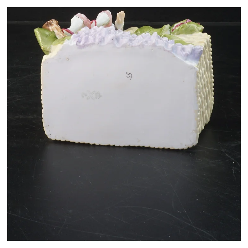 Dekorativ keramisk figurvase med dreng (str. 15x12x8 cm)