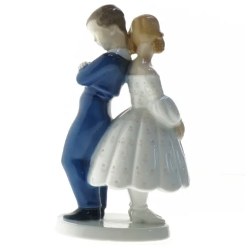Porcelænsfigur af dreng og pige fra B&G (str. 20 cm)