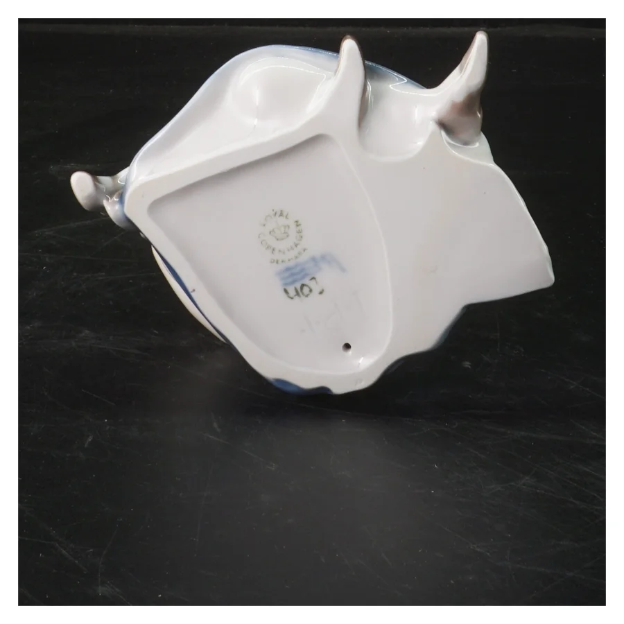 Porcelænsfigur af mor og barn fra B&G (str.  12x12 cm)