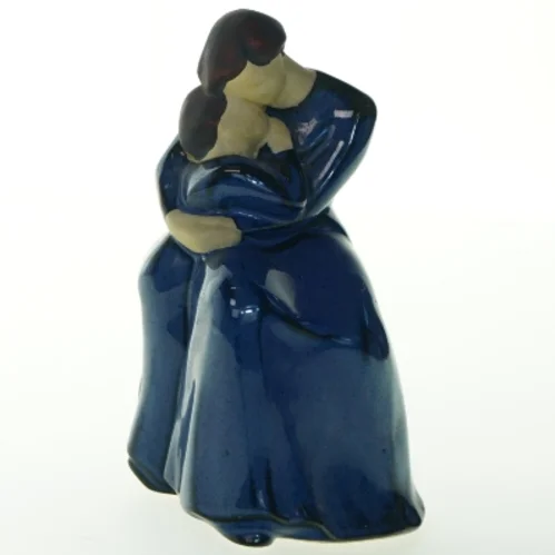 Keramikskulptur af omfavnende par fra JIE (str. 19 cm)