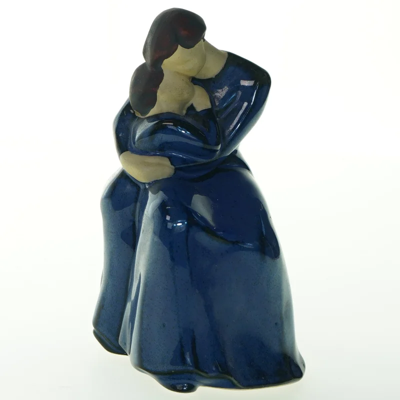 Keramikskulptur af omfavnende par fra JIE (str. 19 cm)