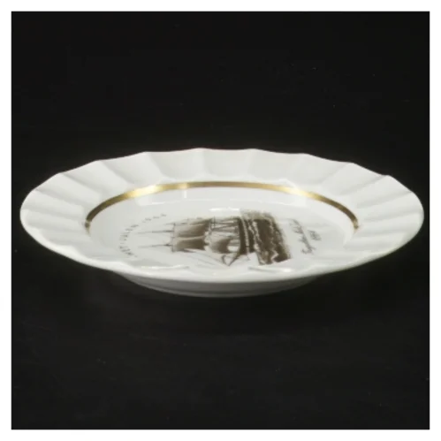 Royal Copenhagen tallerken med skibsmotiv fra Royal Copenhagen (str. Ø 12,5 cm)