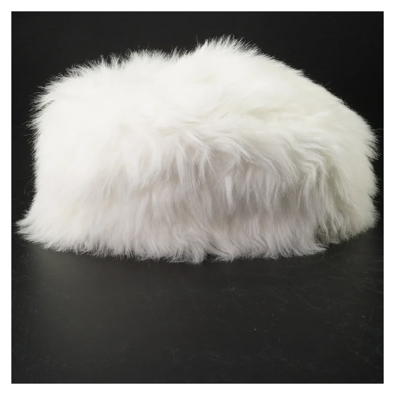 Hvid pels hat (str. Ø. 30 cm)