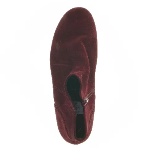 Vinrøde ankelstøvler med lav hæl fra Gabor (str. 38,5 )