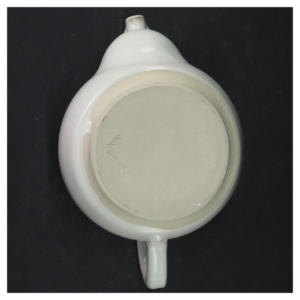 Hvid keramisk tekande fra K K Danmark (str. 22x16 cm)