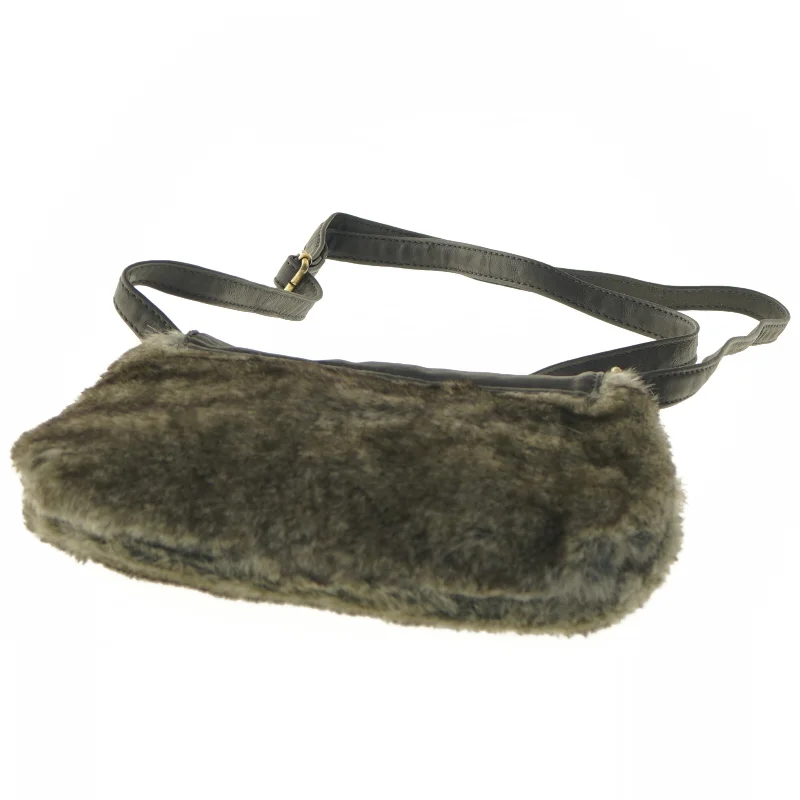 Dame skuldertaske med pelsdetaljer (str. 22x17 cm)