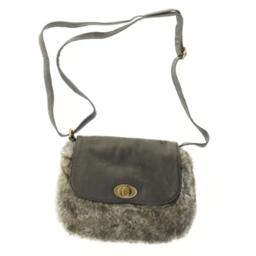 Dame skuldertaske med pelsdetaljer (str. 22x17 cm)