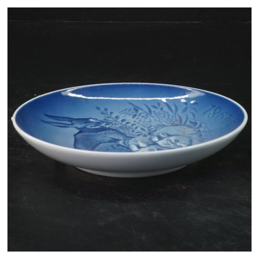 Mors Dag tallerken fra 1987 fra Copenhagen Porcelain (str. Ø 15 cm)