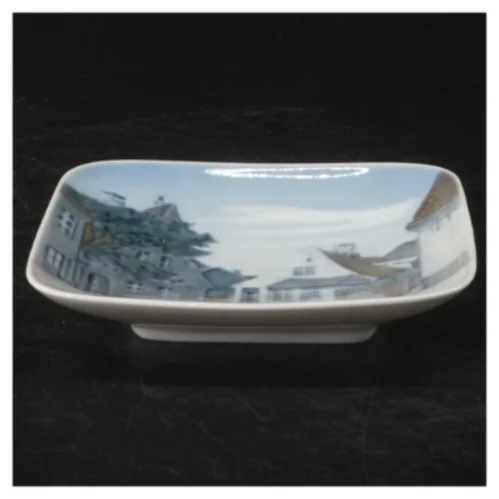 Firkantet porcelænsfad fra Royal Copenhagen (str. 10 x 10 cm)