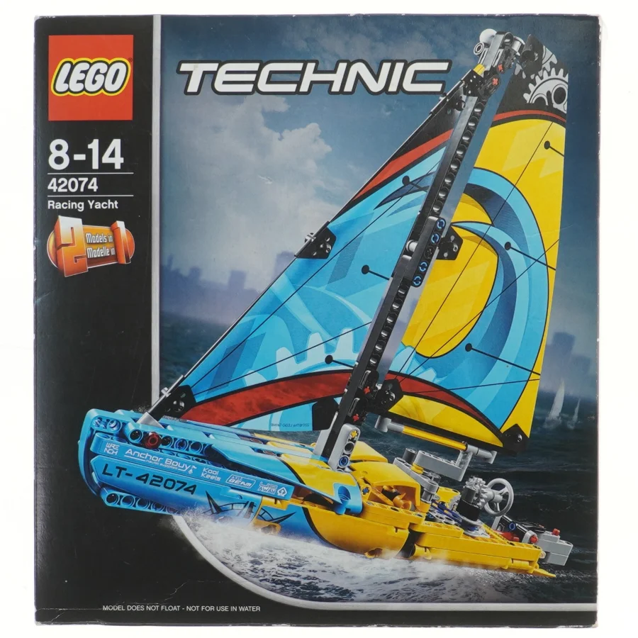 LEGO Technic Racer Yacht fra LEGO (str. 26x28 cm)
