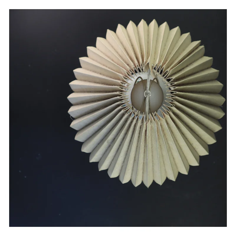 Retro bordlampe med folde lampeskærm (str. 38x26 cm)