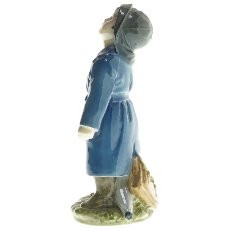 Porcelænsfigur med frakke og paraply fra Royal Copenhagen (str. 18,5 cm)