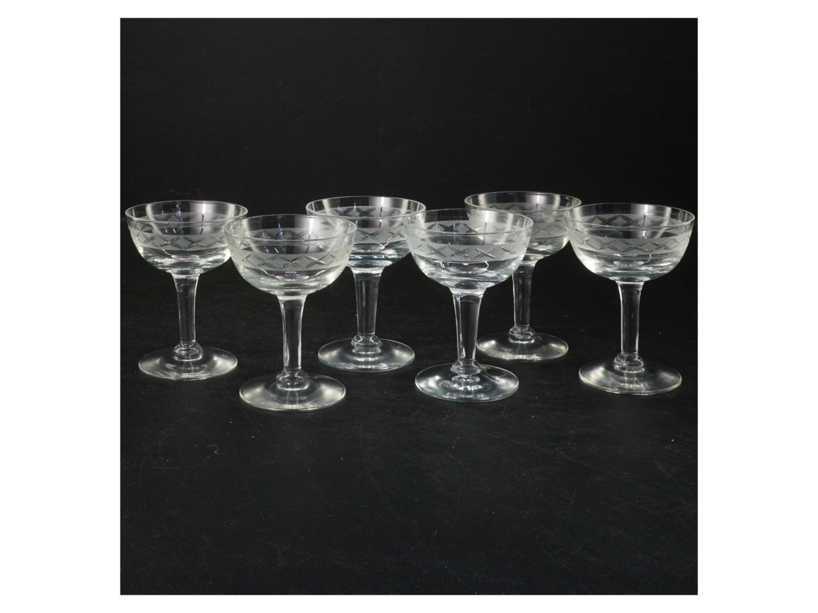 Sæt med 6 cocktailglas (str. 9 cm)