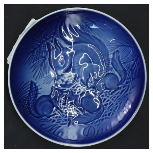 Blå og hvid porcelænstallerken fra Bing & Grøndahl (str. Ø 15 cm)