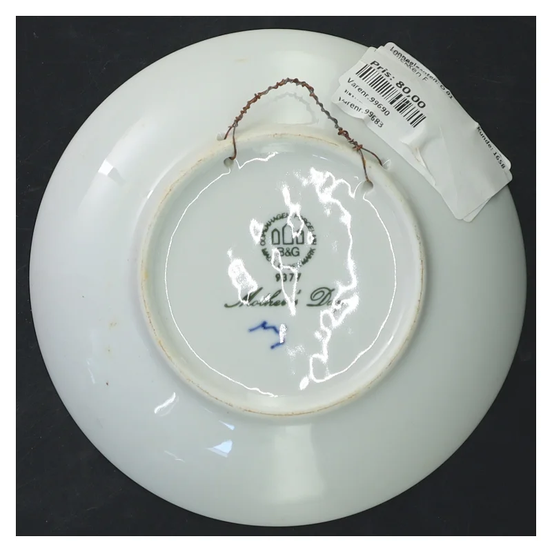 Blå og hvid porcelænstallerken fra Bing & Grøndahl (str. Ø 15 cm)