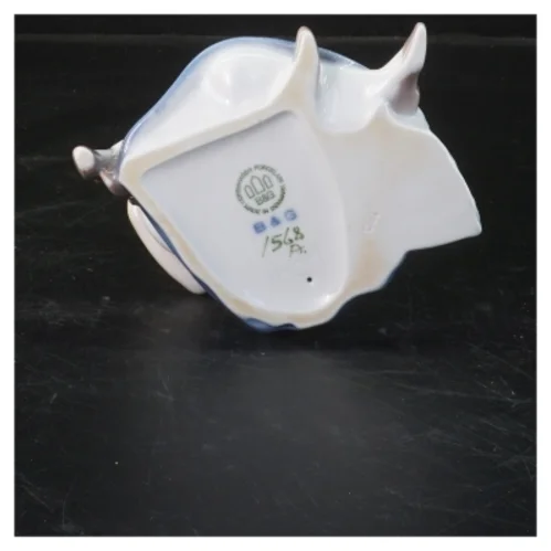 Bing & Grøndahl porcelænsfigur af mor og barn fra Bing & Grøndahl (str. 12x12,5 cm) (DVD)