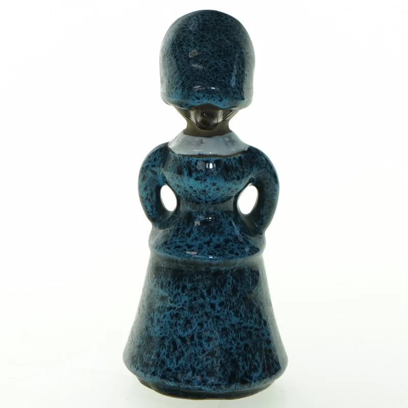 Keramikfigur af en kvinde (str. 15 cm)