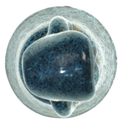 Keramikfigur af en kvinde (str. 15 cm)