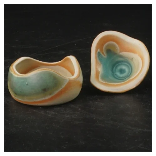 Keramisk skål med låg (str.  6x6 cm)