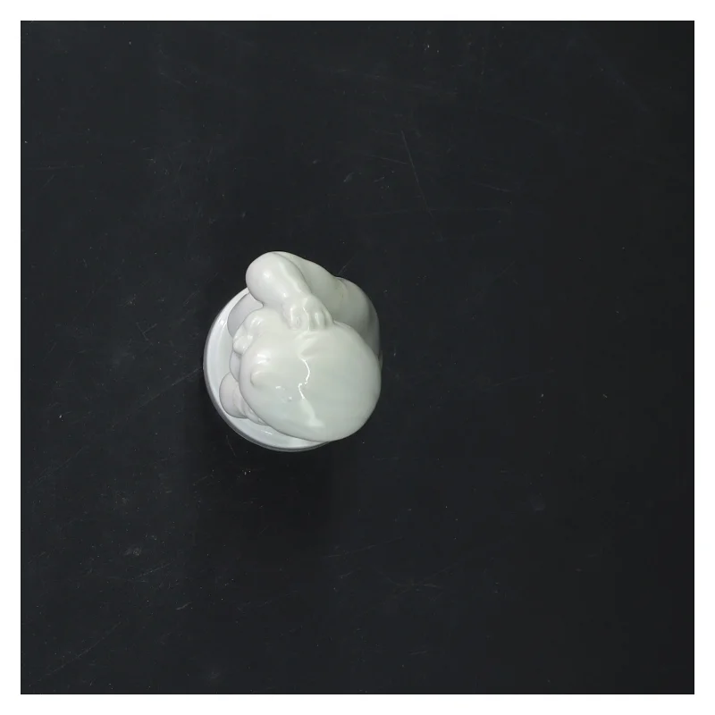 Bing & Grøndahl porcelænsfigur fra Bing & Grøndahl (str. 11,5x4,5 cm)