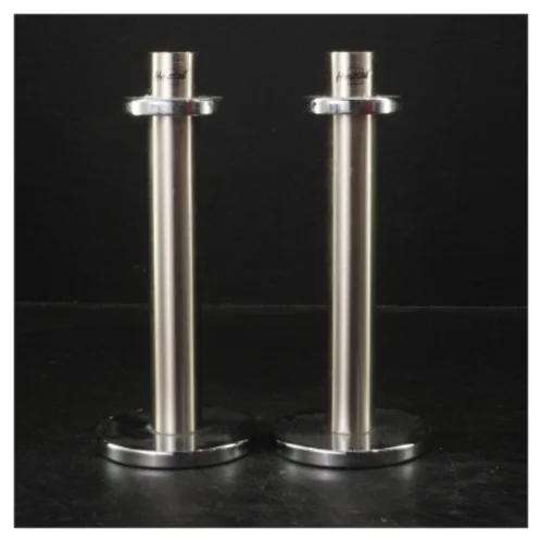 Sæt med 2 lysestager i stål fra Herstal fra Herstal (str. 20 cm. 2 styk)