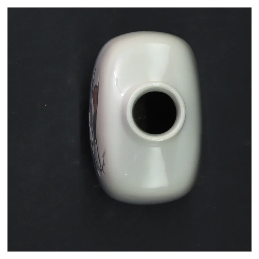 Porcelænsdekoration med fugl fra Royal Copenhagen (str. 15x9 cm)