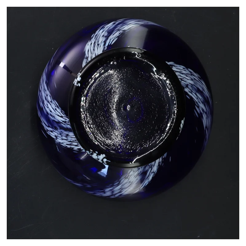 Blå glasskål med mønster (str. 10x16 cm)