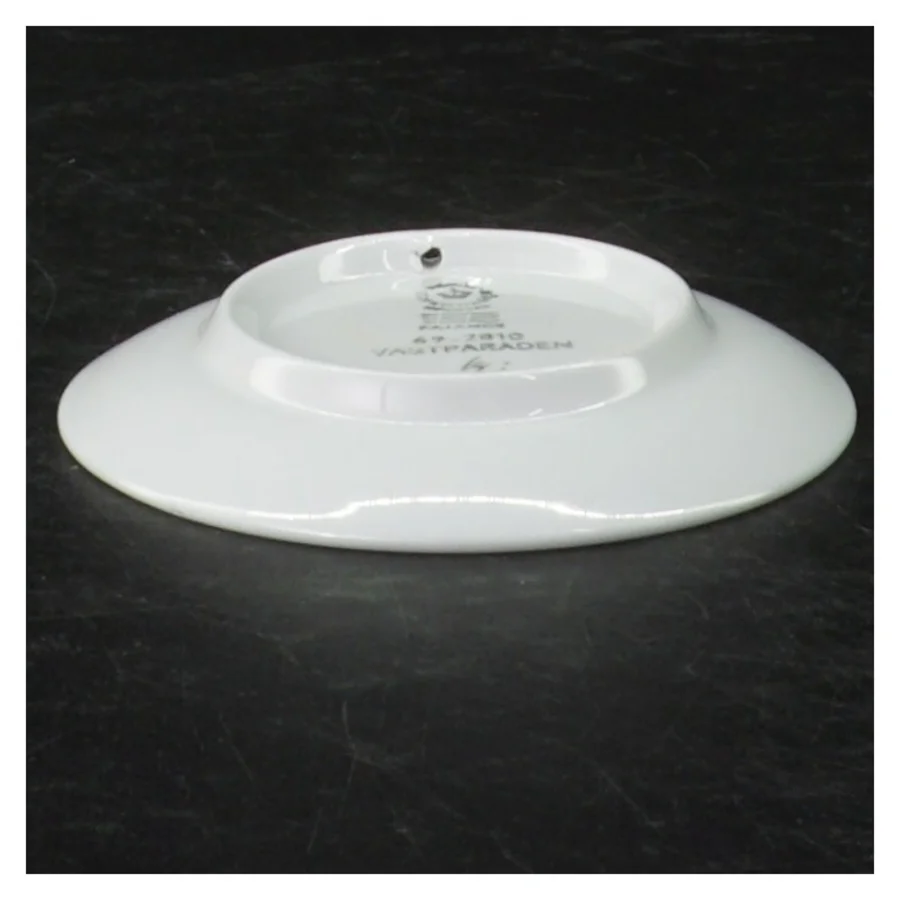 Blå og hvid porcelænstallerken med motiv fra Royal Copenhagen (str. Ø 8 cm)