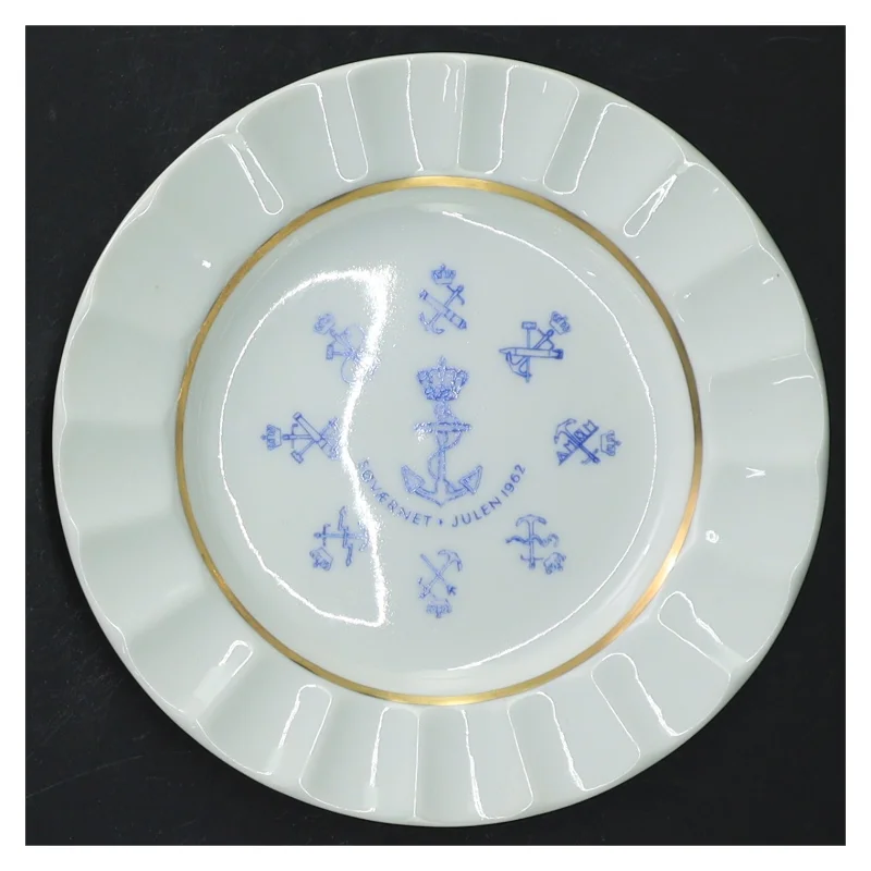 Royal Copenhagen skål fra Royal Copenhagen (str. Ø 12,5 cm)