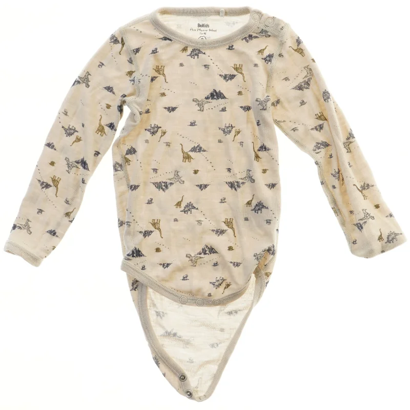 Langærmet bodystocking med print fra Be Kids (str. 92)