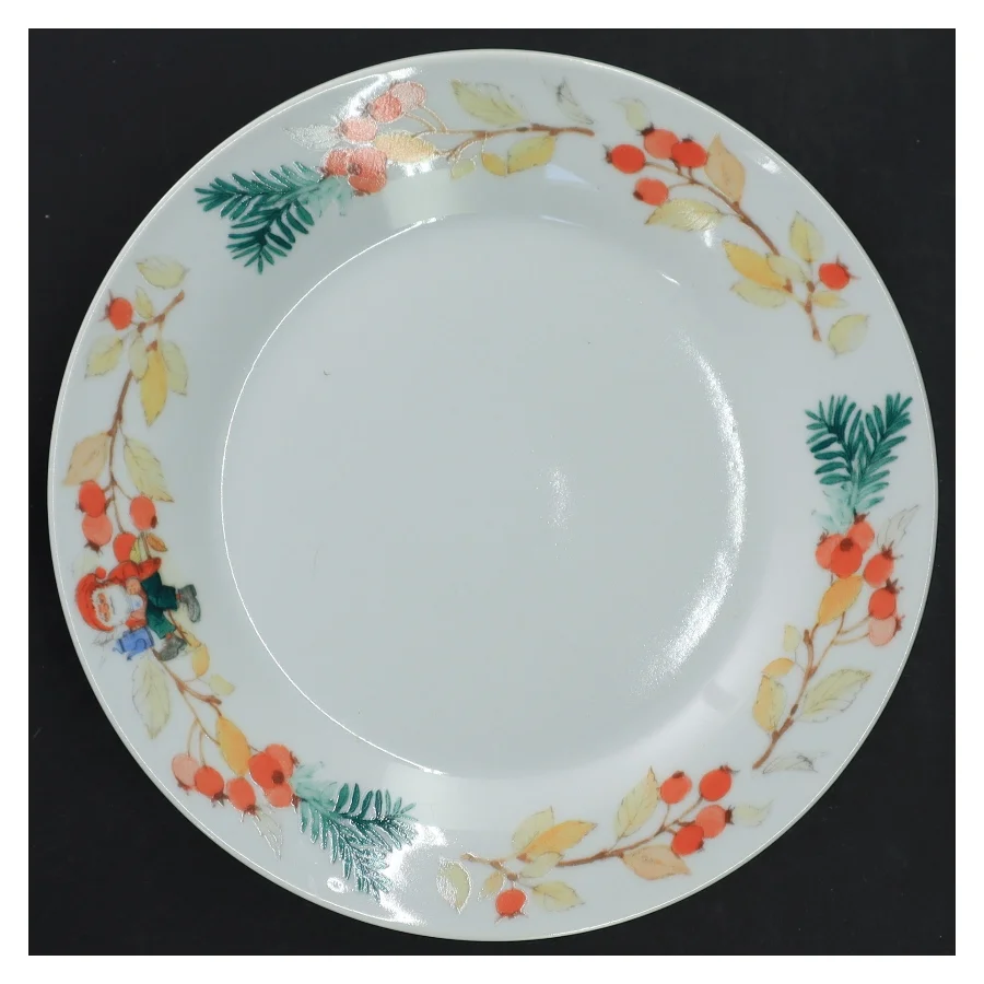 Sæt af fire tallerkener med julemotiv fra Mads Stage (str. Ø 19 cm)