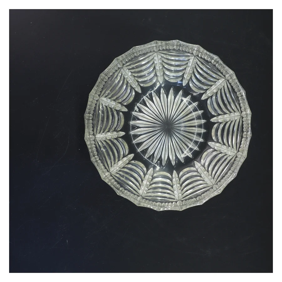 Klar krystal skål (str. 9x21 cm)