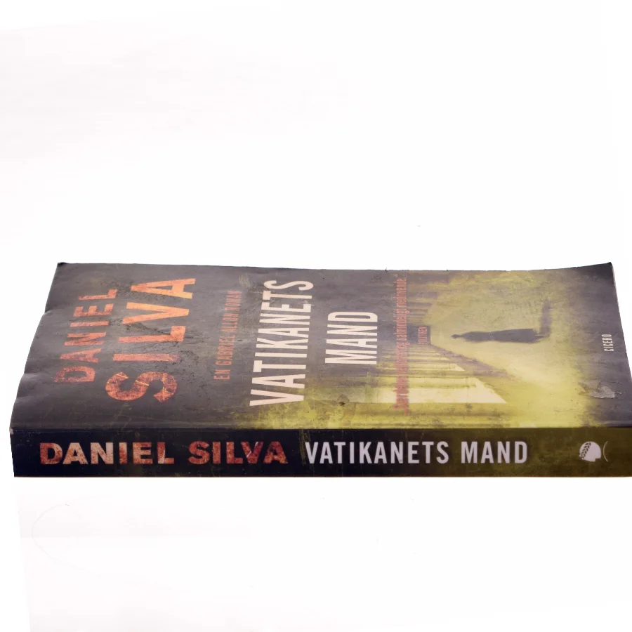 Vatikanets mand af Daniel Silva (Bog)