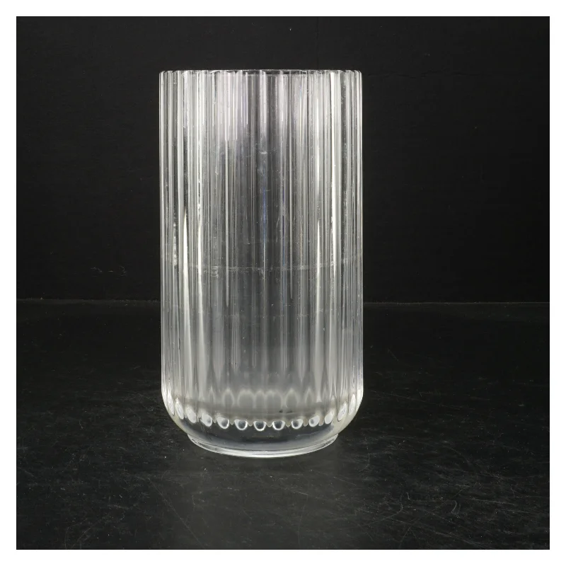 Riflet glasvase fra Lyngby (str. 20 cm)
