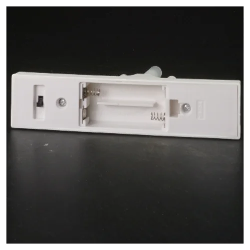 Hvid LED lysestage fra Nowel (str. 13x15,5x,5 cm)