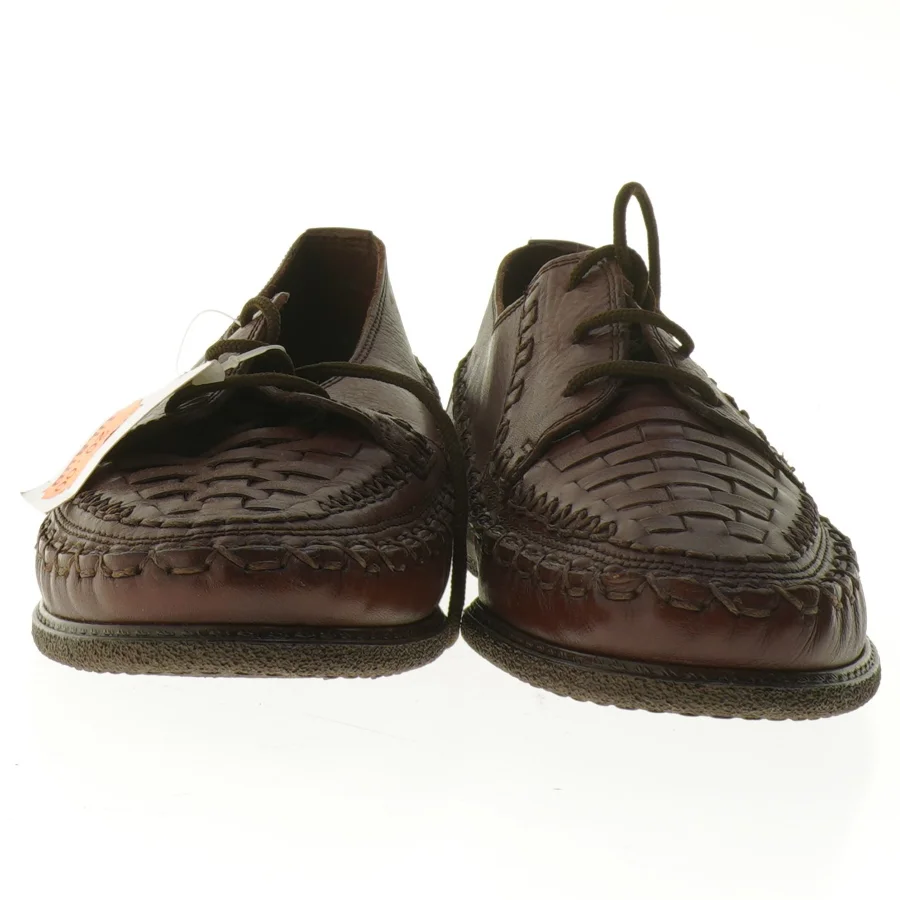 Brune snøresko i læder fra Isabella (str. 40 )