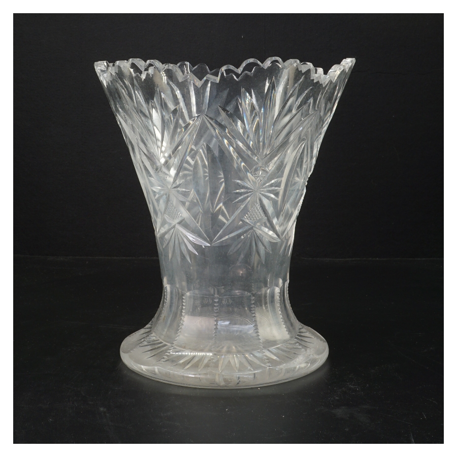 Krystalvase (str. 21 cm)