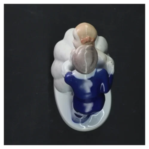 Porcelænsfigur af kyssende par fra B&G (str. 19x13 cm)