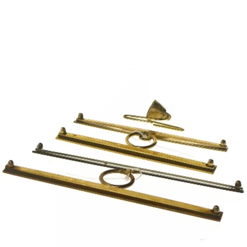 Beslag til klokkestreng ophæng (str. 21,5 og 17,5 og 7 cm)