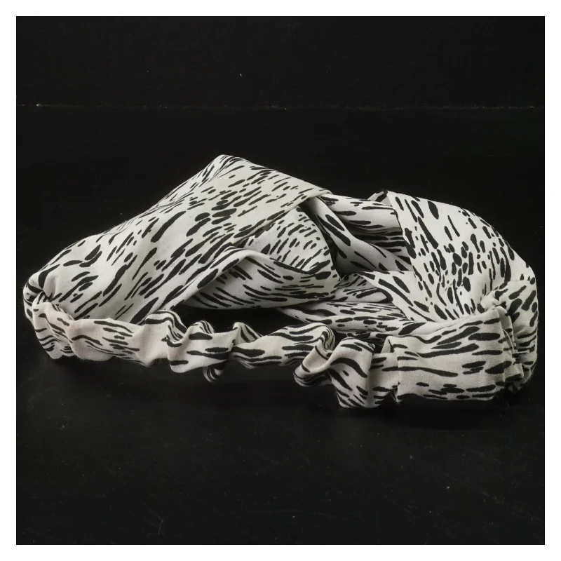 Grå og sort hårbånd fra Moss Copenhagen (str. 27 cm)