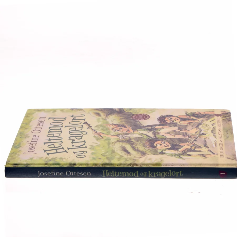 Heltemod og kragelort af Josefine Ottesen (Bog)