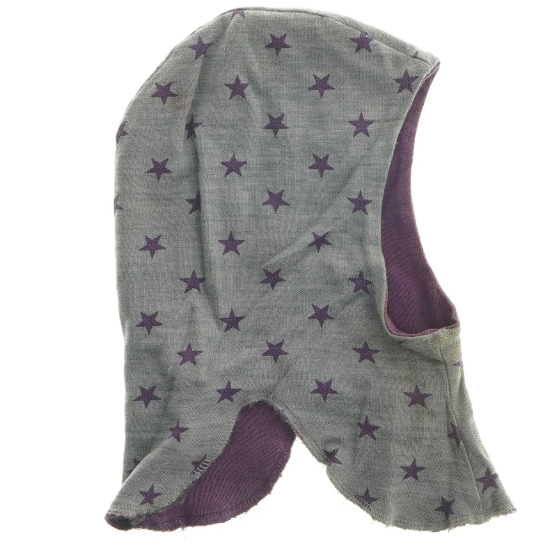 Børnehue med stjernemønster fra 808 (str. 98)