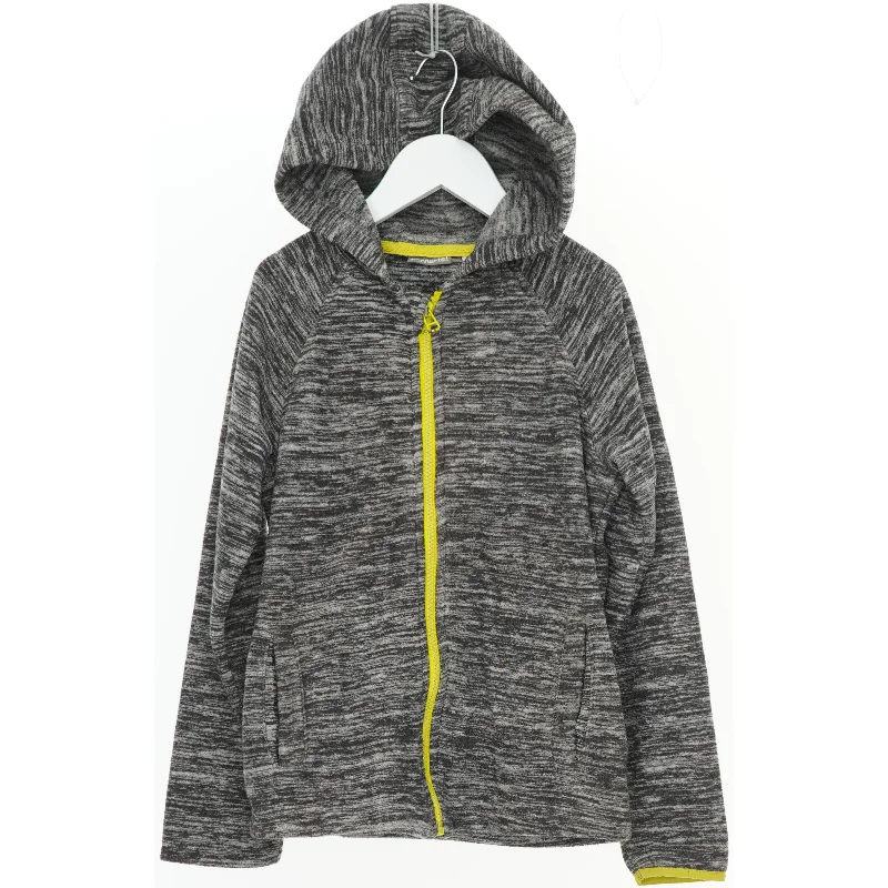 Jakke med hætte og lynlås fra Pepperts (str. 140)